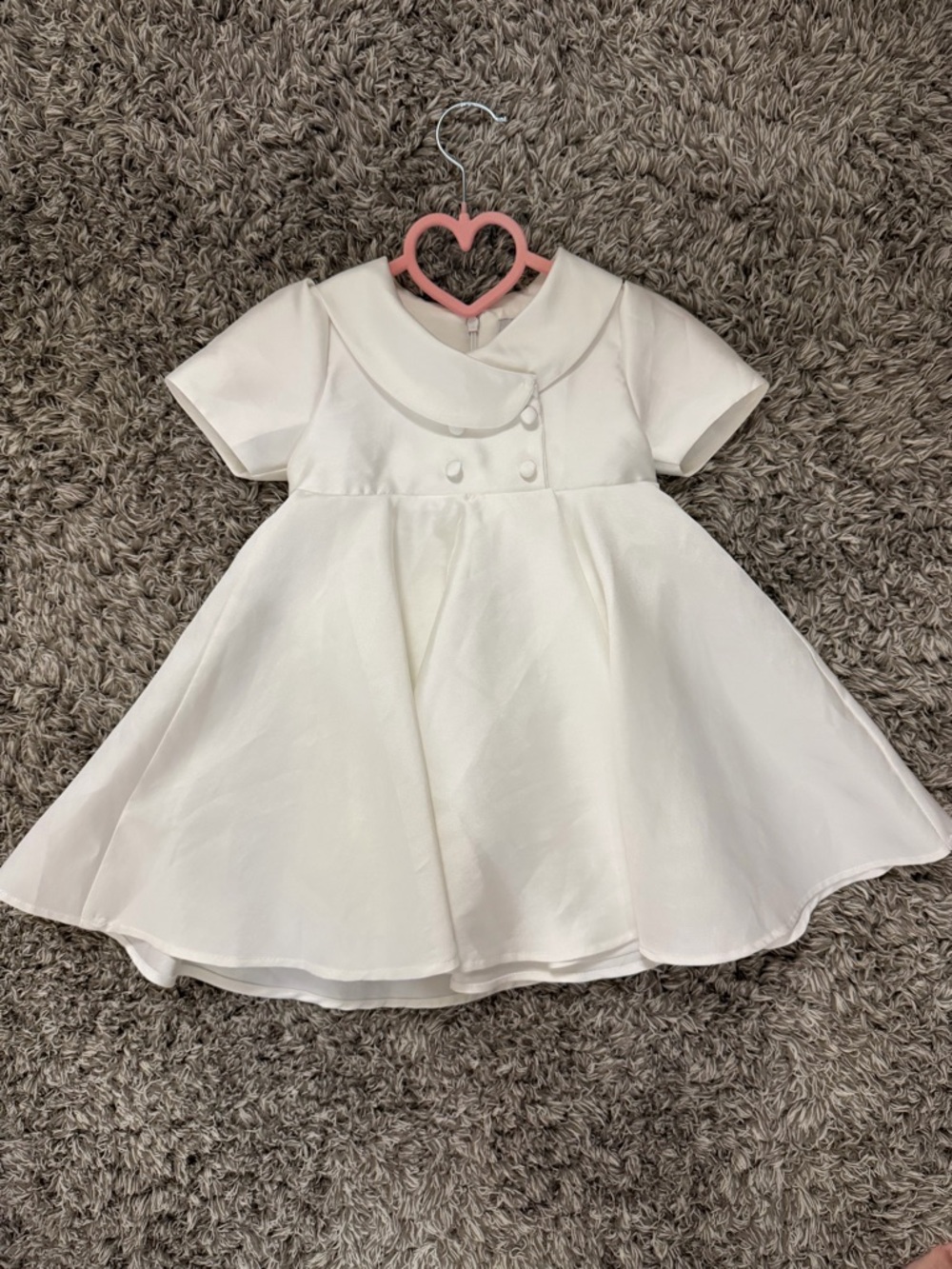 Elegant Girls White Peter Pan Collar Dress NWOT near worn 24 M